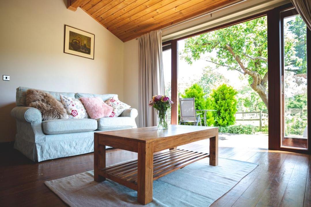 Middlewick Holiday Cottages กลาสตันเบอรี ภายนอก รูปภาพ