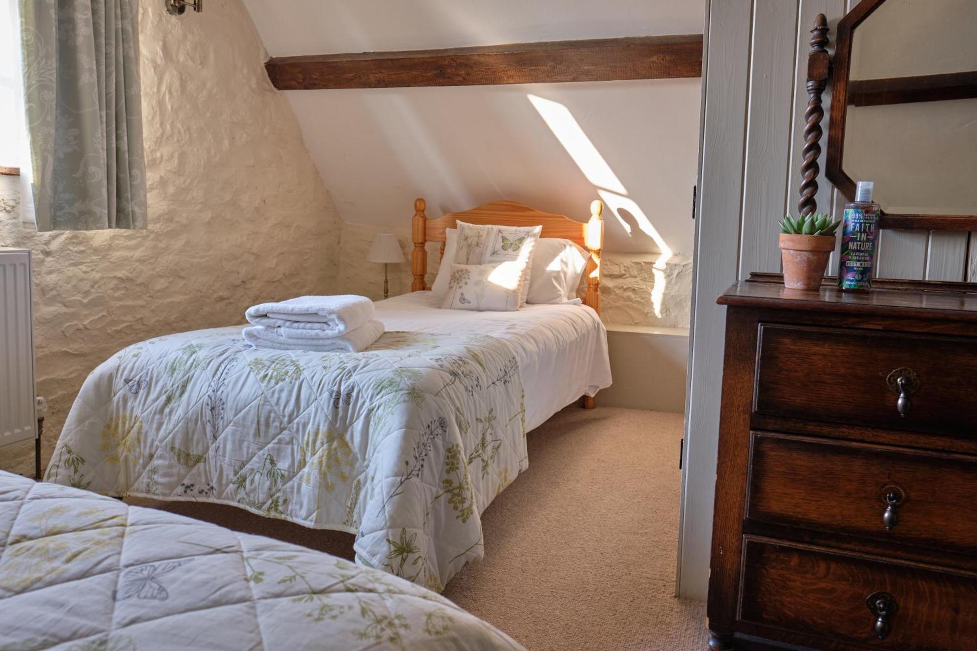 Middlewick Holiday Cottages กลาสตันเบอรี ภายนอก รูปภาพ